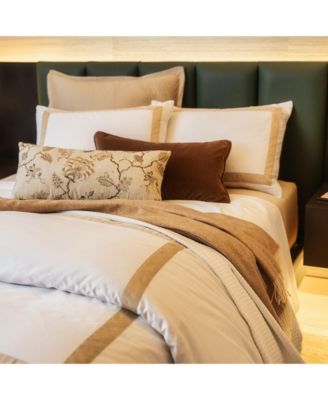 Classic Hotel Duvet Cover 4 Piece Set