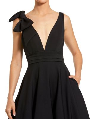  Crepe Sleeveless Plunge Neck Ballgown with Bow