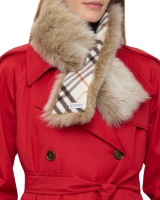  Reversible Shearling Scarf