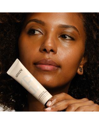 Luminous Silk Illuminating Primer