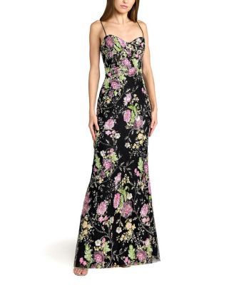  Floral Embellished Sleeveless Bustier Gown