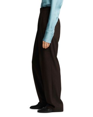 Pleated Tapered Pants