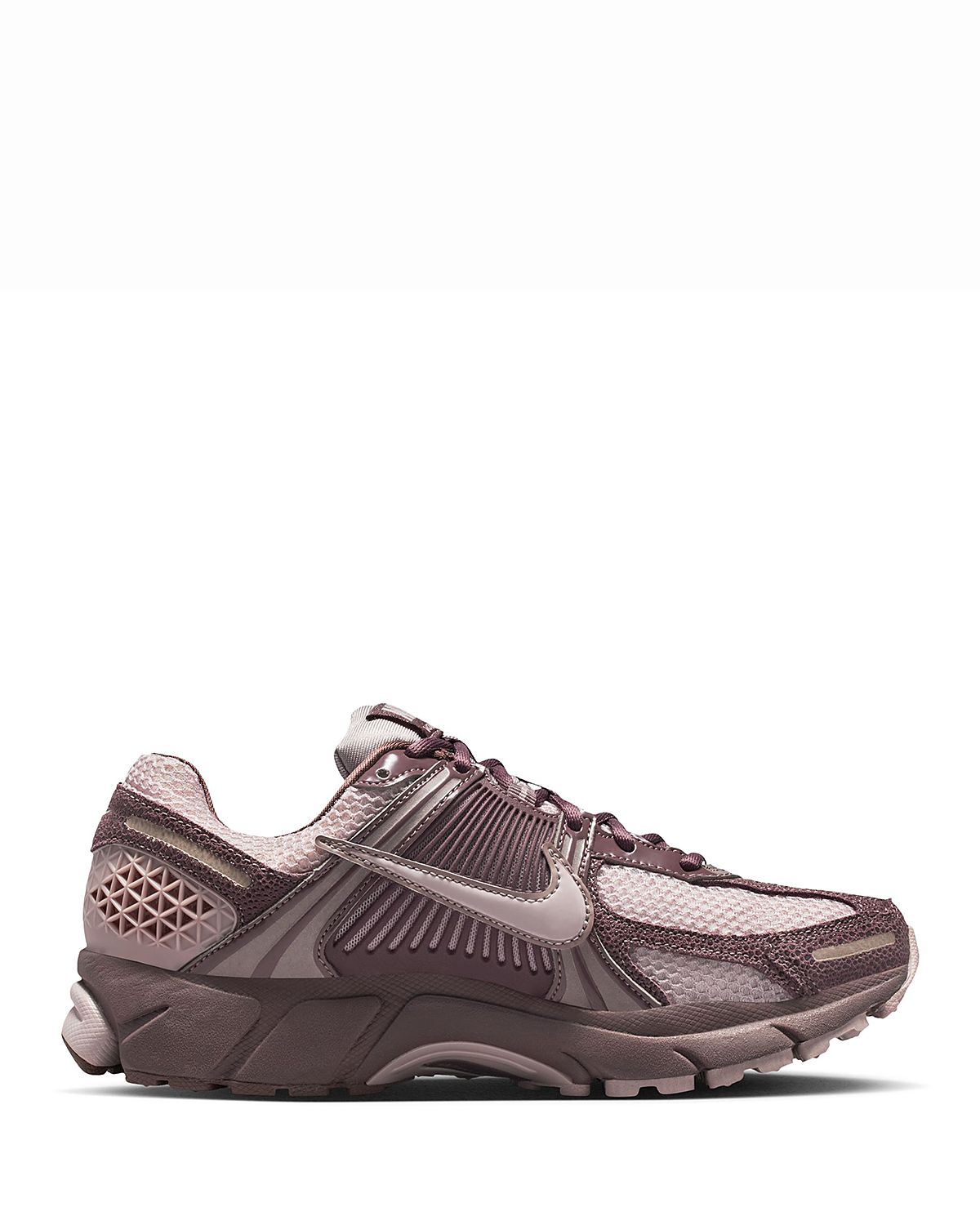 Nike Women's Nike Zoom Vomero 5 Running Sneakers