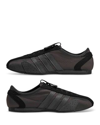 Women's Sportswear 76 Sneakers