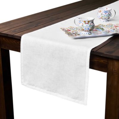 Berry Scallop Table Runner, 18" x 90"