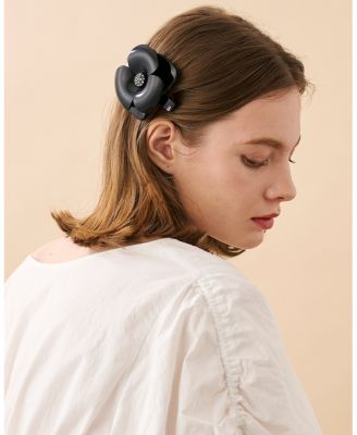  Camelia Acetate Barette