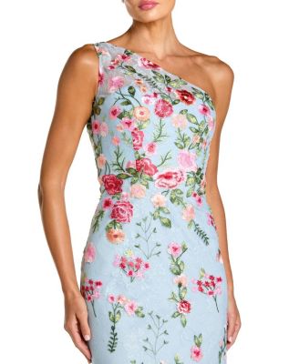  One Shoulder Lace Embroidered Gown