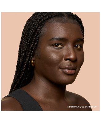 Weightless Skin Oil Controlling Foundation SPF 15 with Hyaluronic Acid