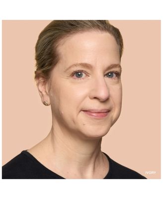 Weightless Skin Oil Controlling Foundation SPF 15 with Hyaluronic Acid