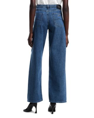 Mid Rise Relaxed Jeans in Blue Denim
