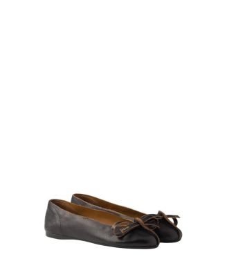  Women's Antiqued Leather Ballerinas