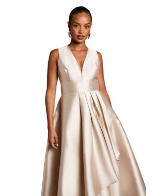  Sleeveless Plunge Waterfall Maxi Dress