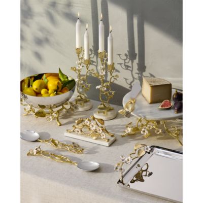 Bloom Cake Stand - Exclusive