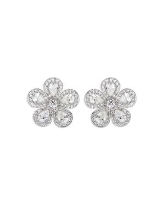 18K White Gold Diamond Classic Flower Mini Earrings