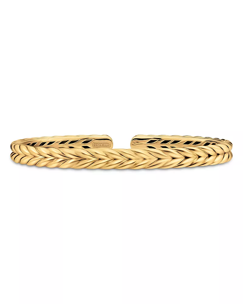 Men's Chevron Flex Bracelet in 18K Yellow Gold, 6.4mm