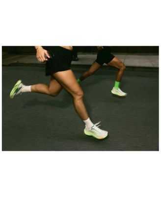 Women's Mach 7 Running Sneakers