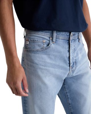 Prot&eacute;g&eacute; Classic Straight Jeans in Saltillo