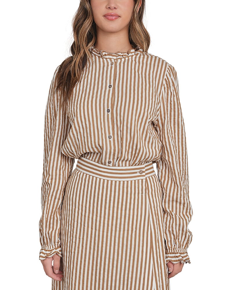 Point Ruffle Blouse