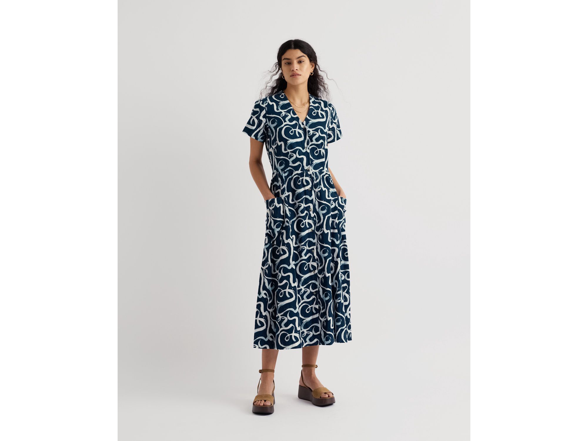 Fowen V-Neck Shirt-Style Midi Dress — Image 7