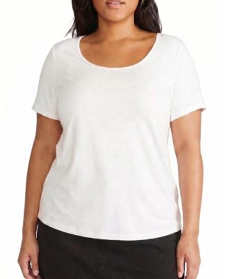  Women's Plus Scoop Neck Tee