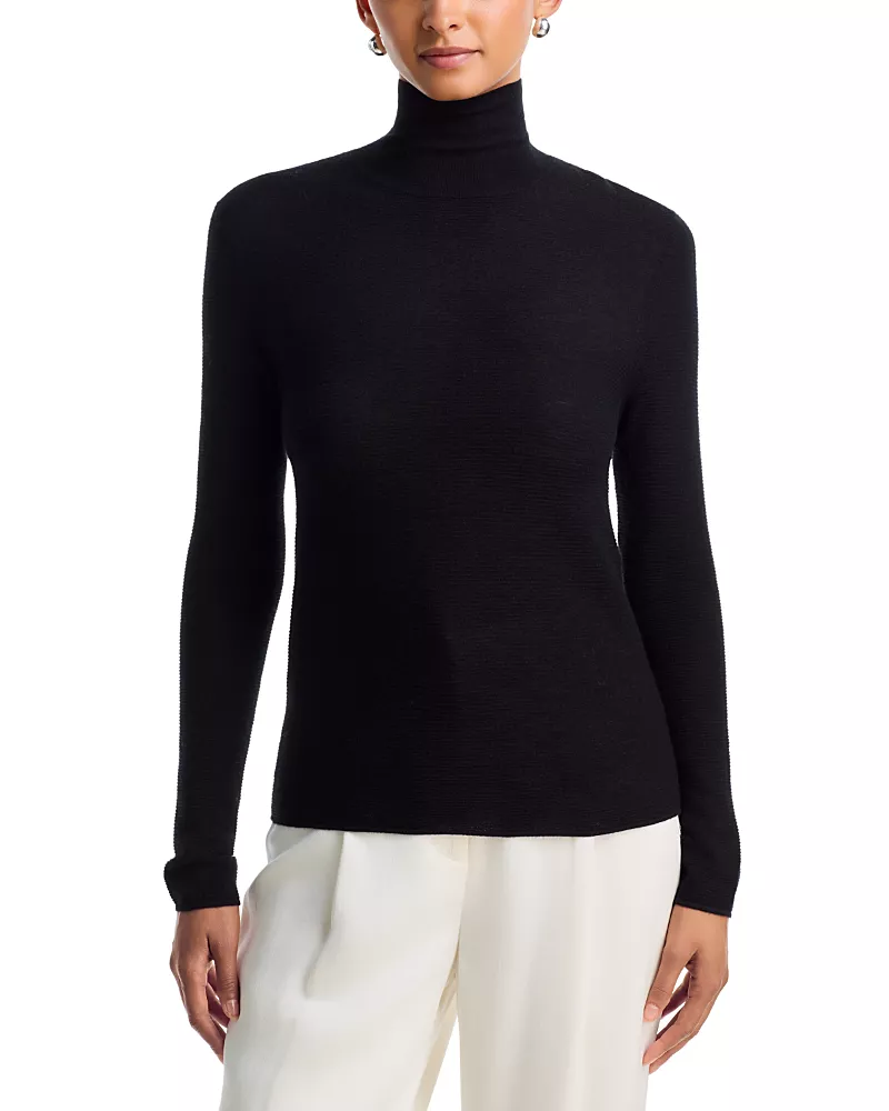 Lisa Yang Lory Cashmere Turtleneck