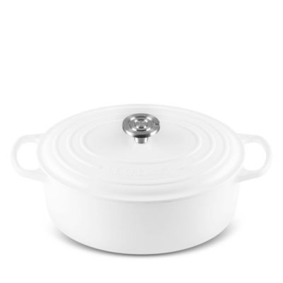 6.75-Quart Signature Oval Dutch Oven