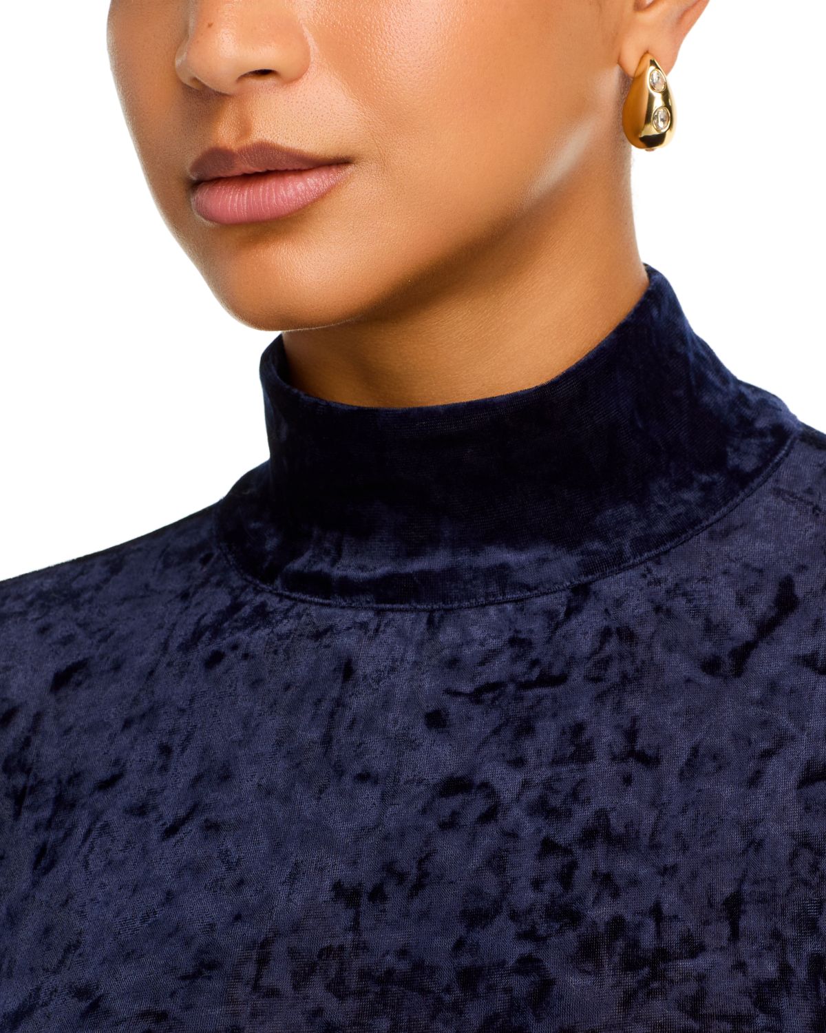 Velvet Mock Neck Top - Exclusive thumbnail 4