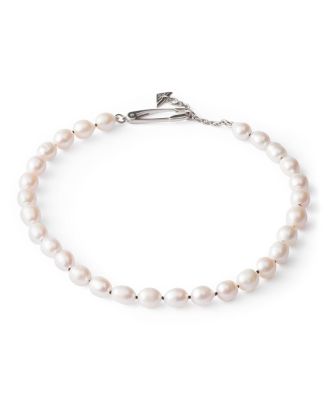  Metal and Pearl Necklace