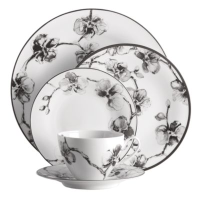 Black Orchid Dinnerware