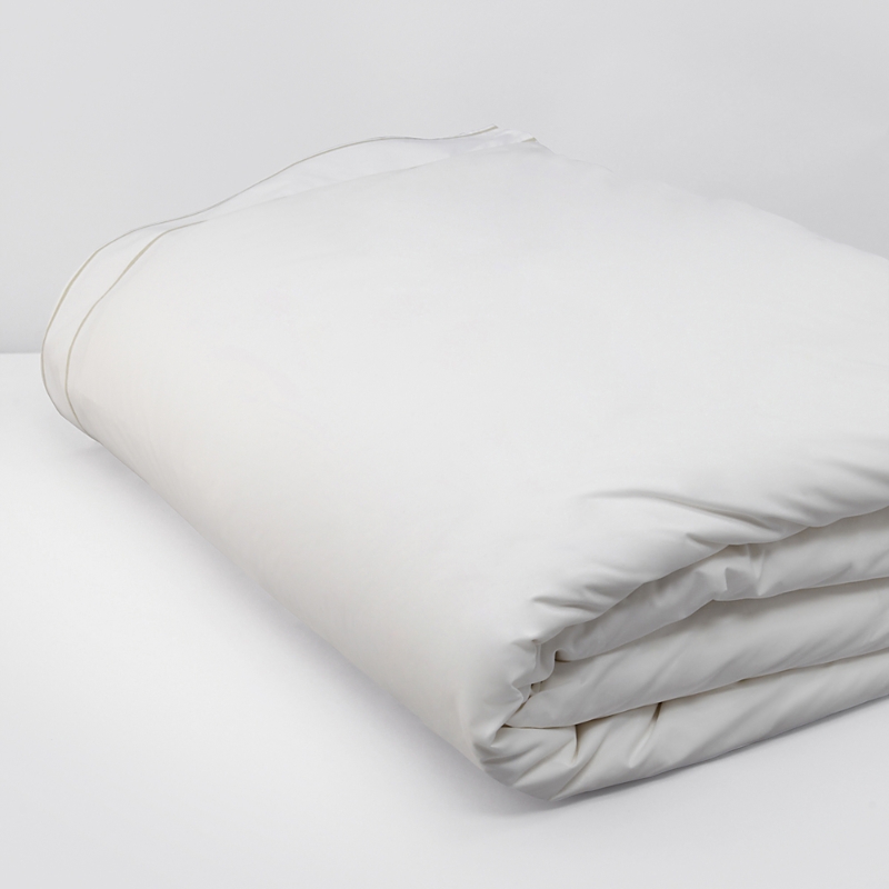 Matouk Ansonia Percale Duvet Cover, King In Almond Tan