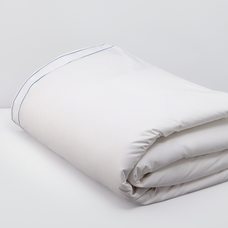 Matouk Ansonia Percale Duvet Cover, King In White