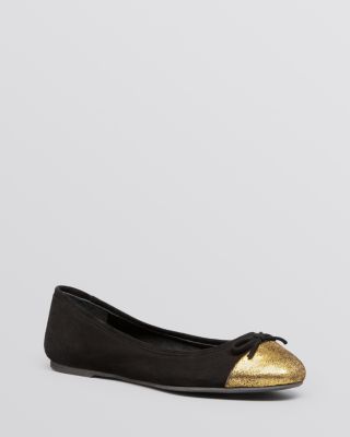 gold toe shoes flat