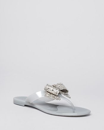 salvatore ferragamo flip flop