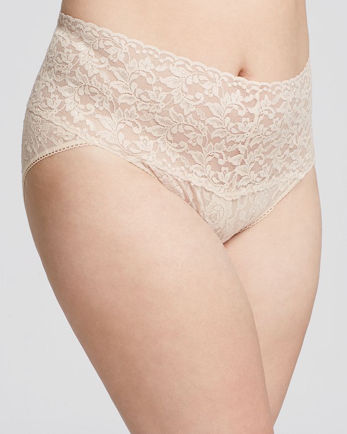 Hanky Panky Signature Lace Retro Thong In Chai