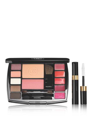 CHANEL TRAVEL MAKEUP PALETTE Makeup Essentials with