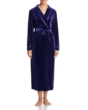 Oscar de la Renta Pink Label Long Velvet Robe | Bloomingdale's