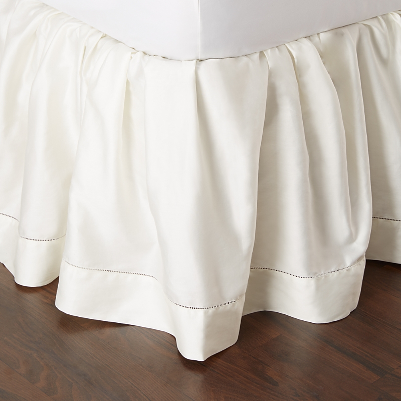 Sferra Fiona Bedskirt, Full