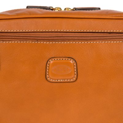 Life Pelle Traditional Leather Toiletry Kit