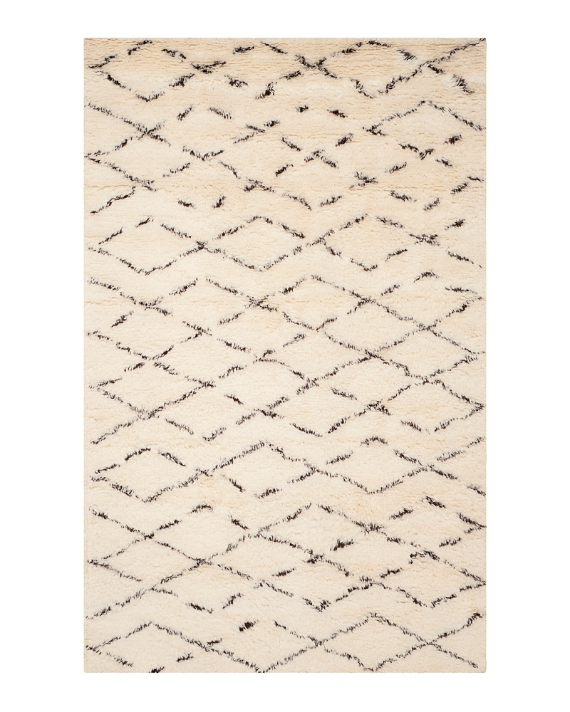 Safavieh Casablanca CSB847 Area Rug, 6' x 9'