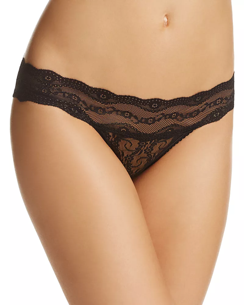b. tempt'd by Wacoal Lace Kiss Bikini