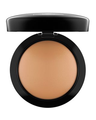 M·A·C - Mineralize Skinfinish Natural