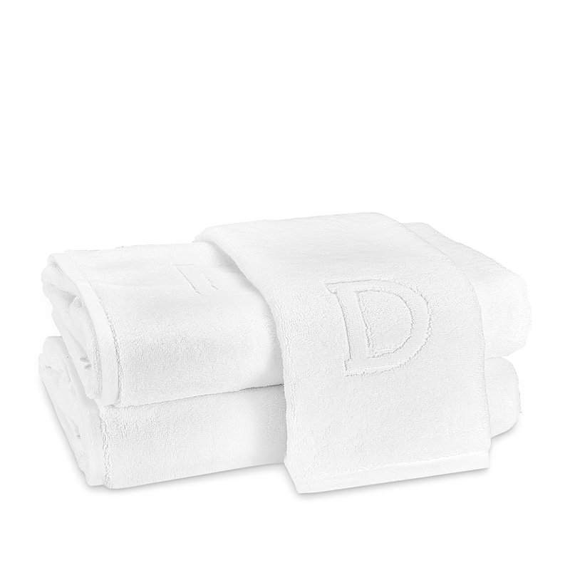 Matouk Auberge Fingertip Towel In D