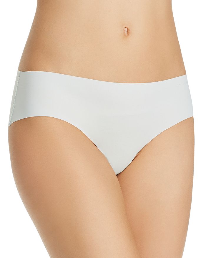 Calvin Klein Invisibles Hipster In Elysian Green