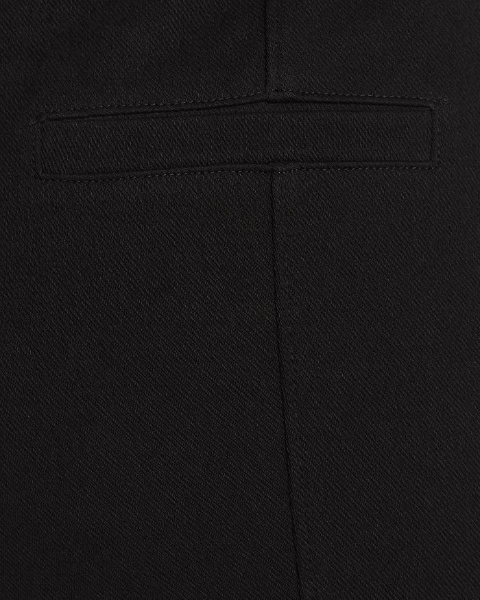 Lyssé Plus Pull-on Trouser Jeans In Black In Black