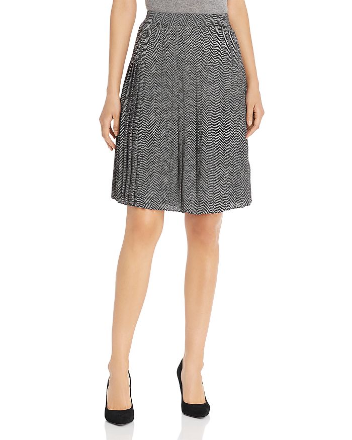 T Tahari Pleated Herringbone Skirt In Black White Modesens