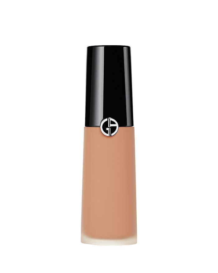 Armani Collezioni Luminous Silk Face And Under-eye Concealer In 5.5- Medium With A Neutral Undertone