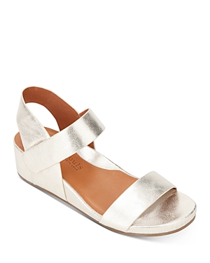 Gentle Souls By Kenneth Cole Women's Gisele Slingback Wedge Sandals In Ice Leather