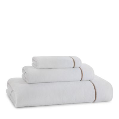 Ricamo Bath Collection