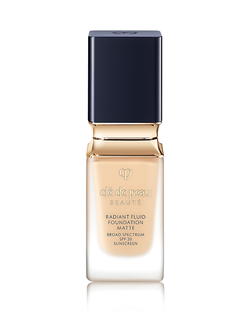 Clé De Peau Beauté Cle De Peau Beaute Radiant Fluid Foundation Matte Broad Spectrum Spf 20 Sunscreen 1.1 Oz. In Oo (medium Ocher With Warm Golden Olive