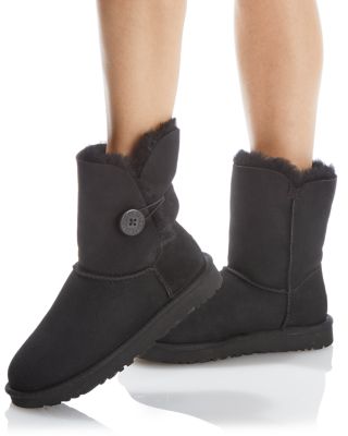 bloomingdales womens uggs